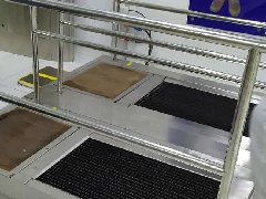 某芯片厂家 安装辨志鞋底清洁机